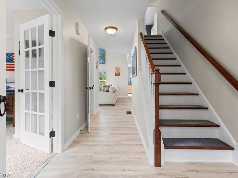 33269 Canterbury Road, Avon Lake, OH 44012 Photo 4