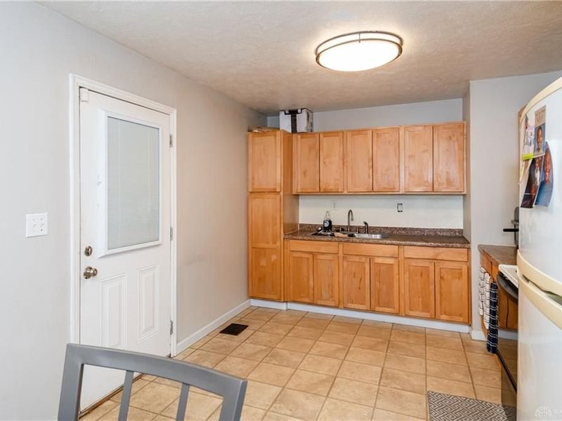 172 Olive Road, Dayton, OH 45417 Photo 6