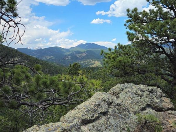 8077 Drew Hill Road , Golden, CO 80403