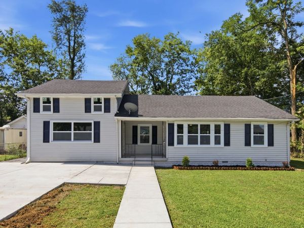 214 Rushwood Dr , Murfreesboro, TN 37130