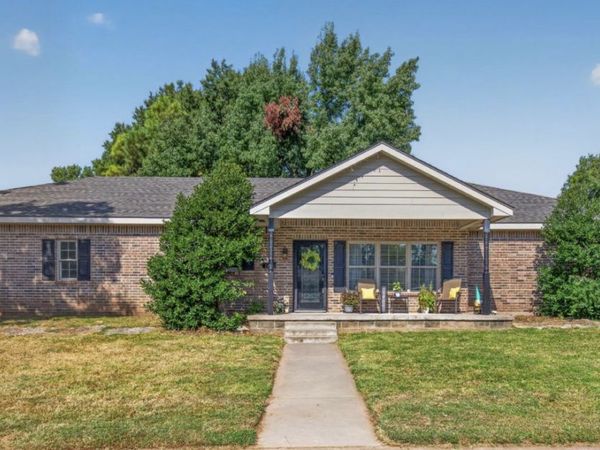 1531 May Lane, Bartlesville, OK 74006