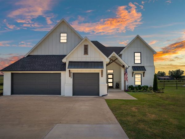 17233 Eagle Court , Claremore, OK 74017