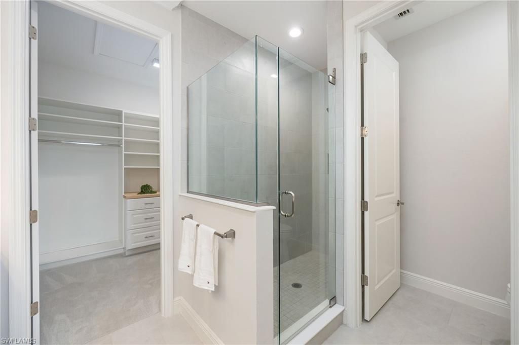 2647 Seychelles Cir, Unit 2206, Naples, FL 34112 Photo