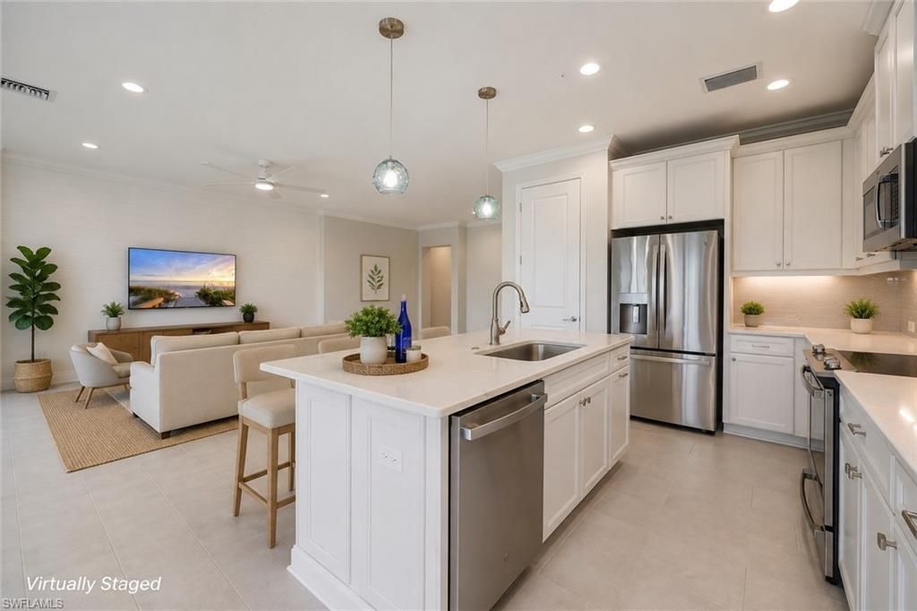 2647 Seychelles Cir, Unit 2206, Naples, FL 34112 Photo