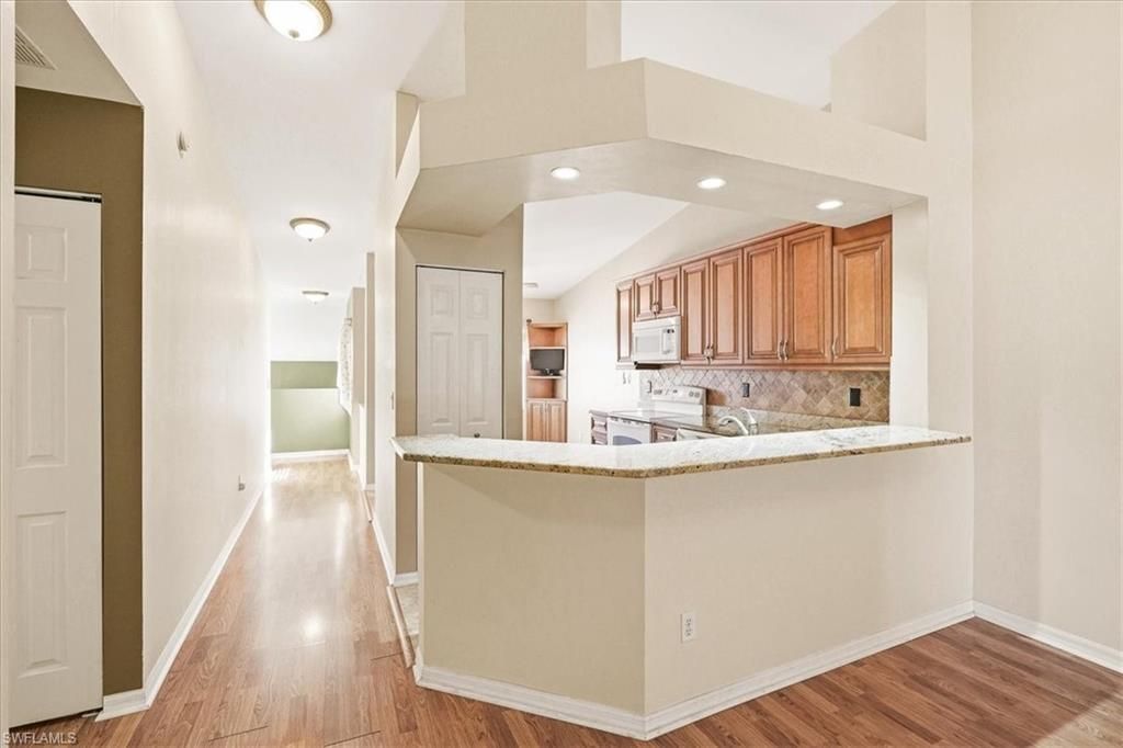 2526 Orchid Bay Dr, Unit 202, Naples, FL 34109 Photo