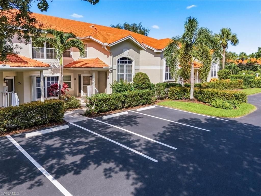 2526 Orchid Bay Dr, Unit 202, Naples, FL 34109 Photo