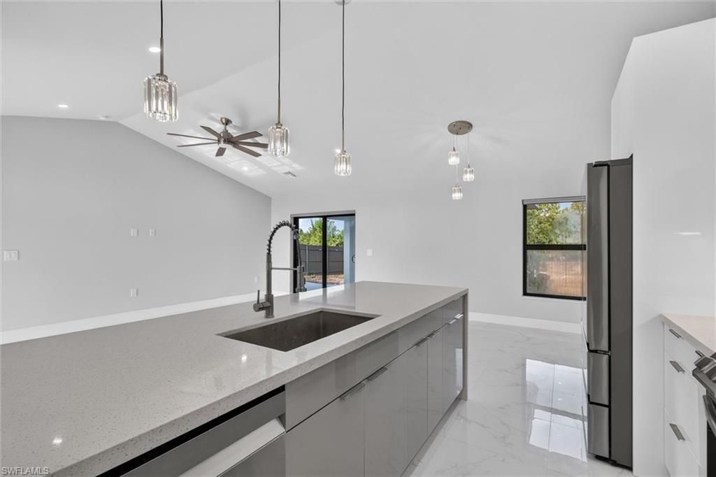 526 Wabasso Ave S, Lehigh Acres, FL 33974 Photo