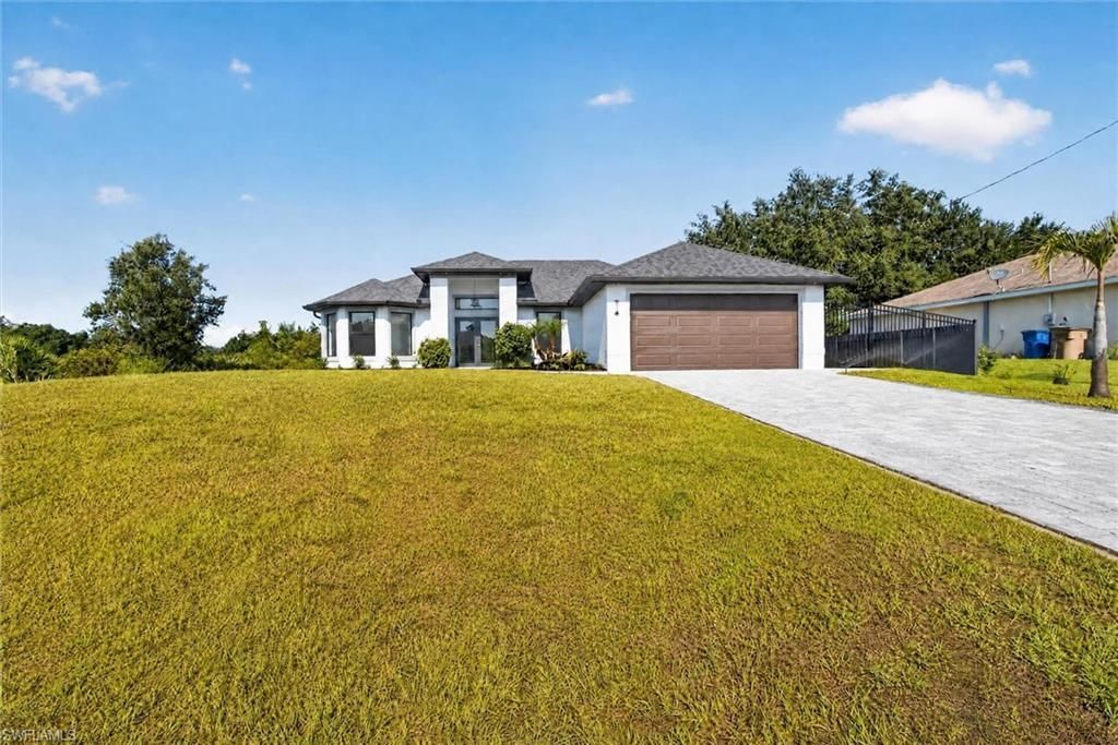 526 Wabasso Ave S, Lehigh Acres, FL 33974 Photo