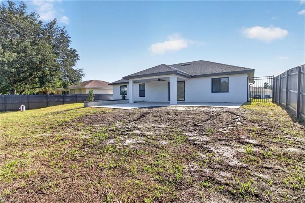 526 Wabasso Ave S, Lehigh Acres, FL 33974 Photo