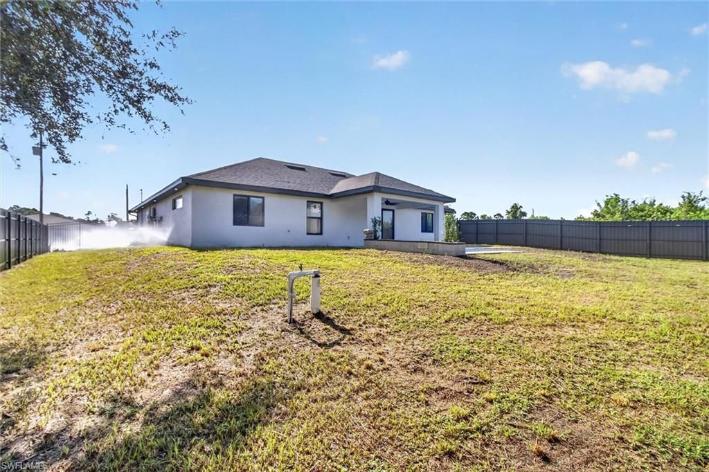 526 Wabasso Ave S, Lehigh Acres, FL 33974 Photo