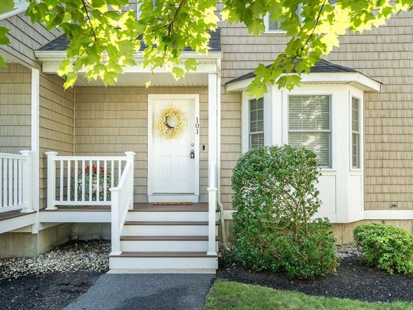 101 Turtle Brook Rd, Unit 101, Canton, MA 02021