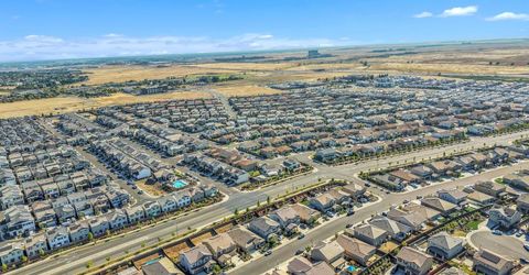 909 Valencia St, Lincoln, CA 95648 Photo