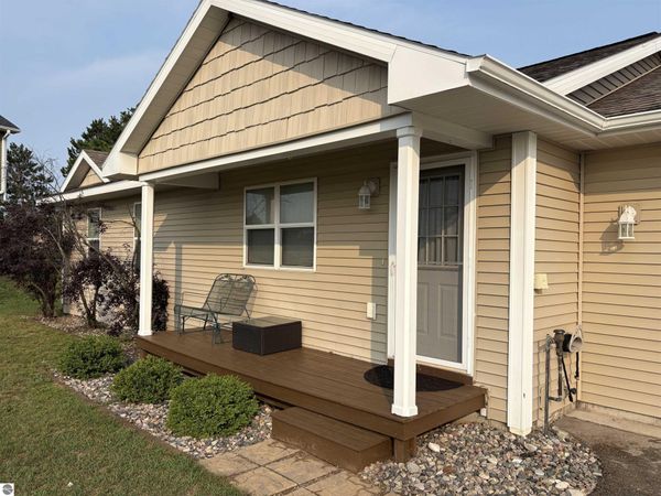 1790 Hansen Circle, Traverse City, MI 49685