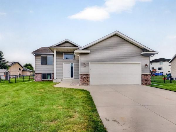 4569 Arctic Fox Road NW, Rochester, MN 55901