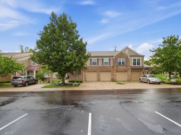 7464 Bridge Point Drive, Green Twp, OH 45248