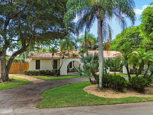 7190 SW 100th St , Pinecrest, FL 33156
