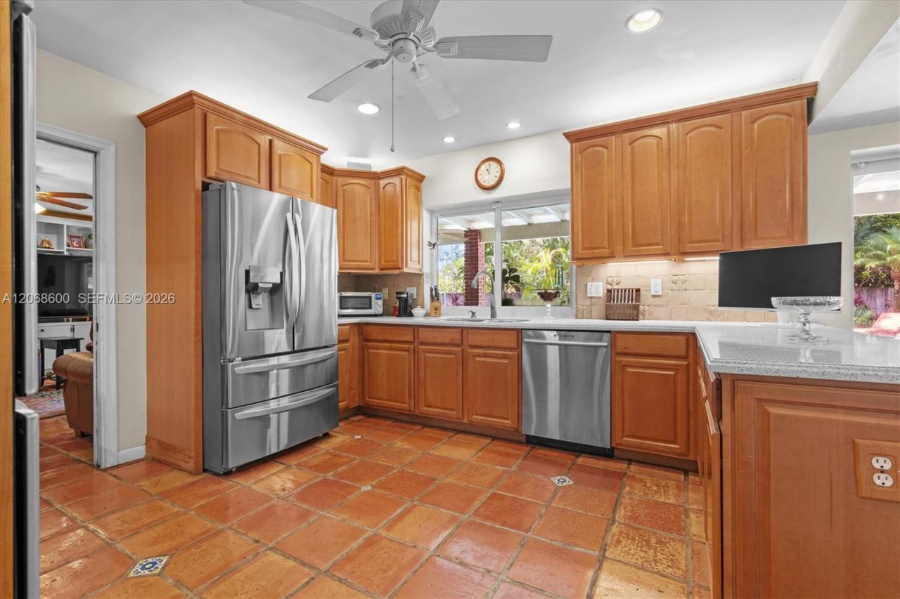 7190 SW 100th St, Pinecrest, FL 33156 Photo