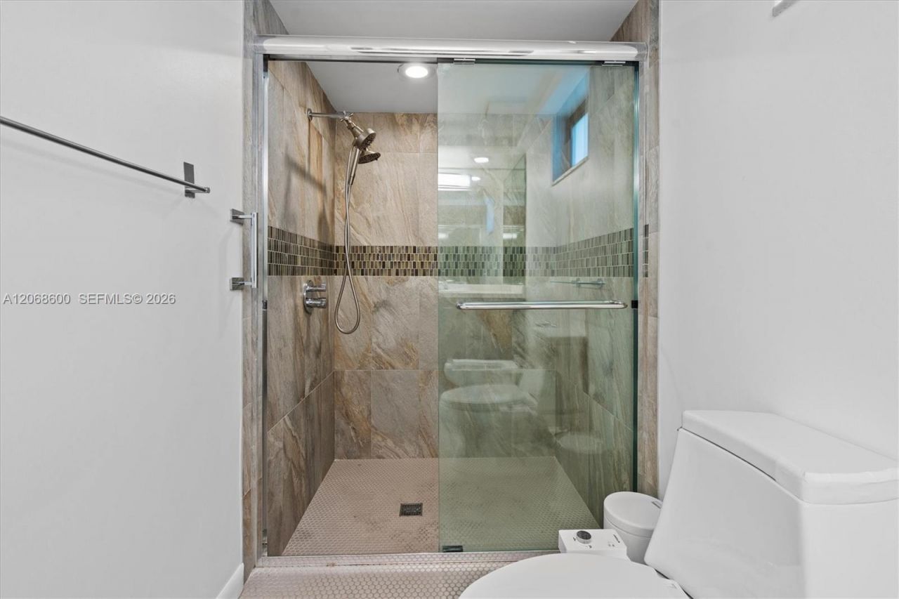 7190 SW 100th St, Pinecrest, FL 33156 Photo