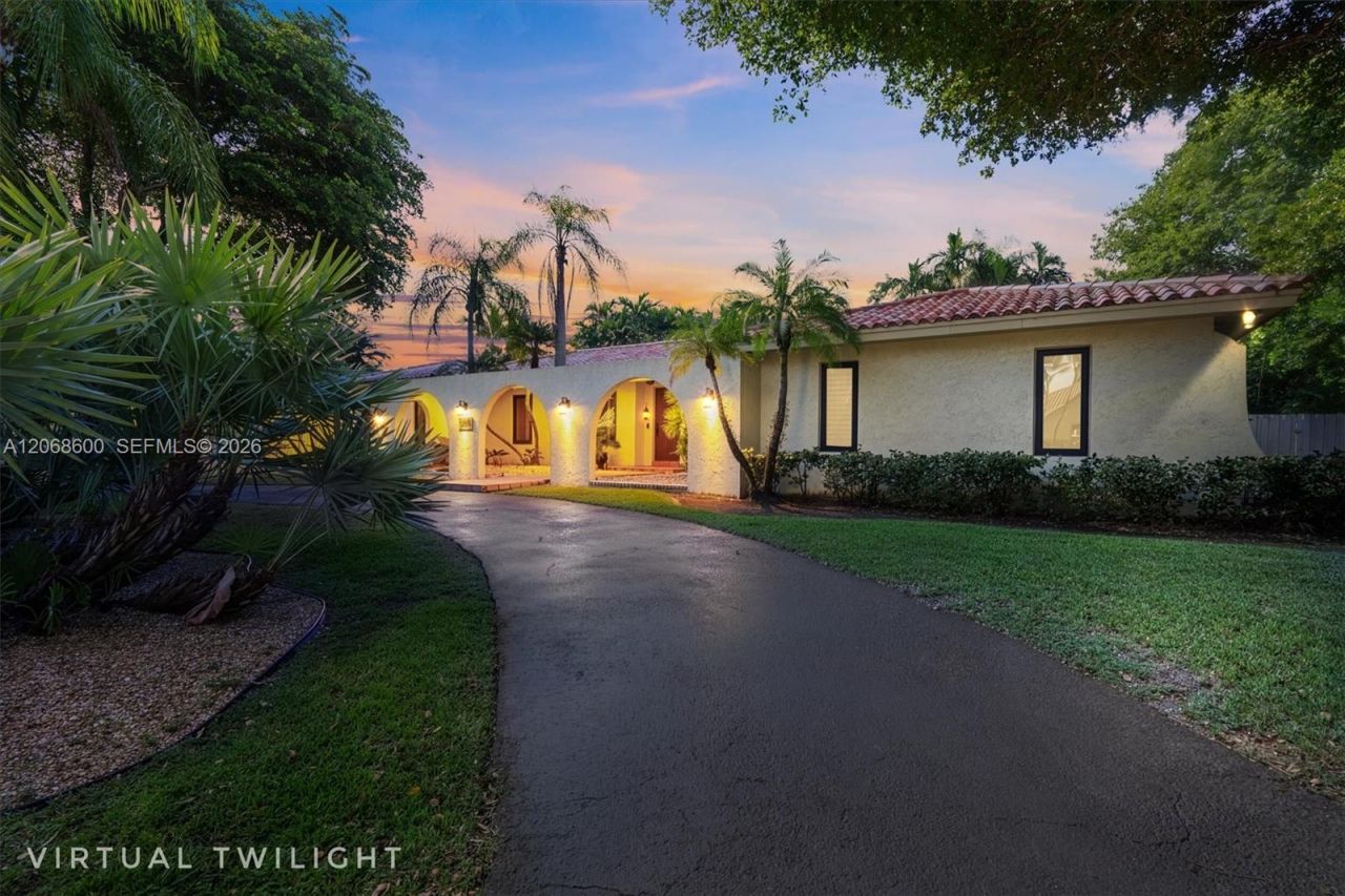 7190 SW 100th St, Pinecrest, FL 33156 Photo