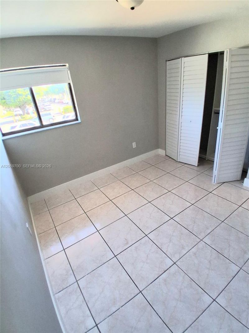 2770 W 60th Pl, Unit 201, Hialeah, FL 33016 Photo