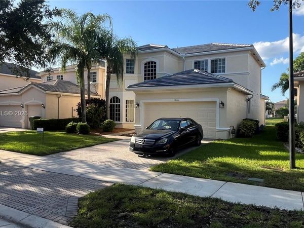 19351 SW 61st St, Unit 19351, Pembroke Pines, FL 33332