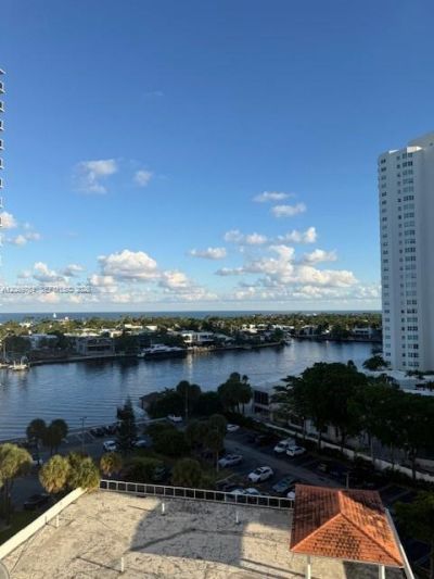 20505 E Country Club Dr , Unit 1036, Aventura, FL 33180 Photo