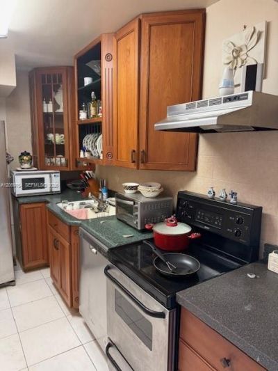 20505 E Country Club Dr , Unit 1036, Aventura, FL 33180 Photo