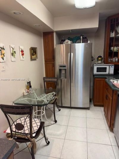 20505 E Country Club Dr , Unit 1036, Aventura, FL 33180 Photo