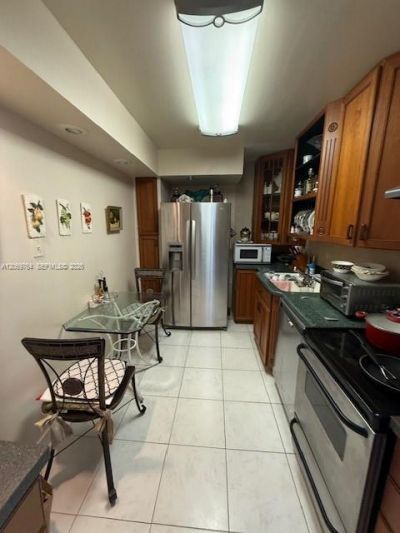 20505 E Country Club Dr , Unit 1036, Aventura, FL 33180 Photo