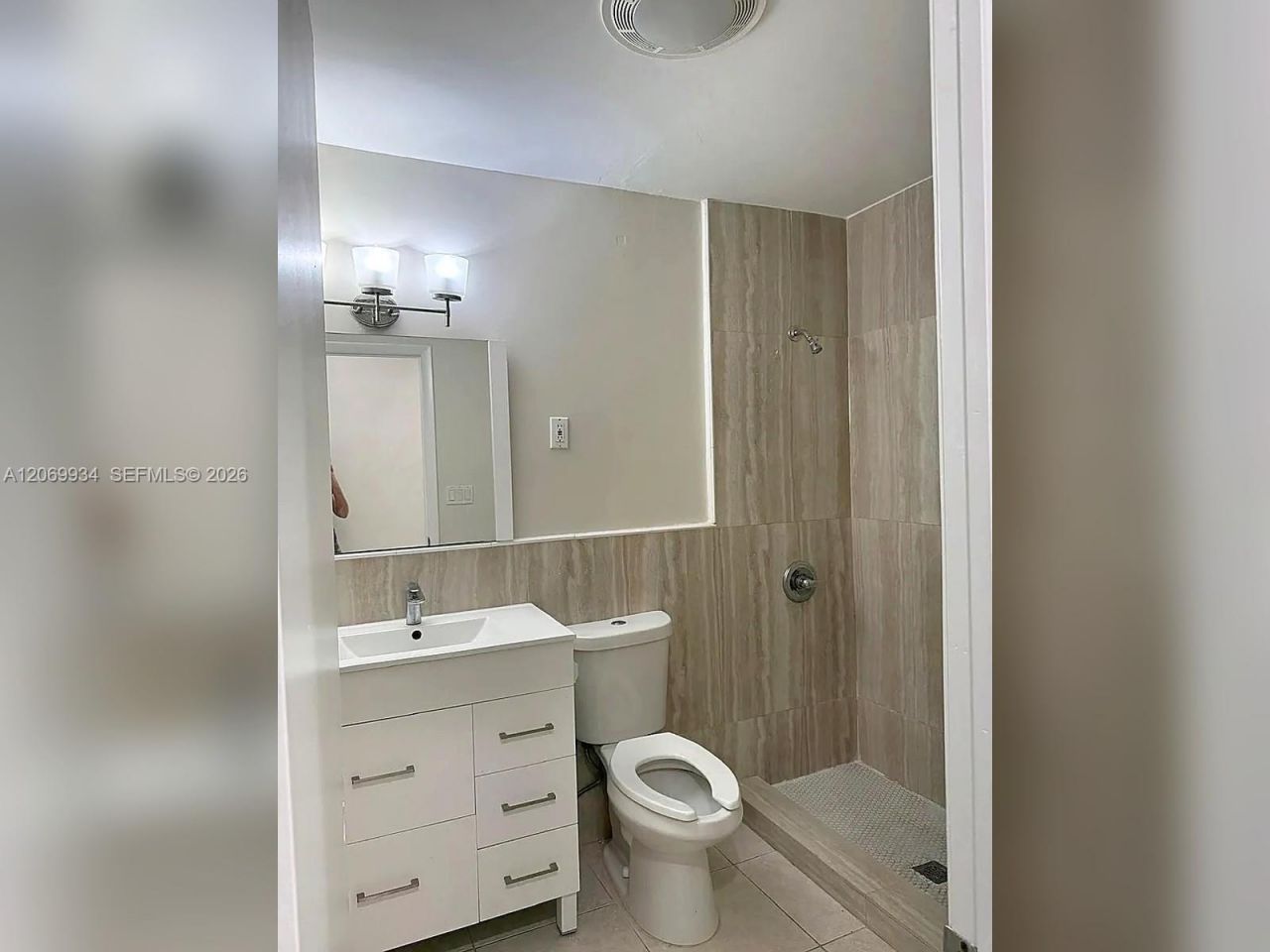3232 Village Green Dr, Miami, FL 33175 Photo