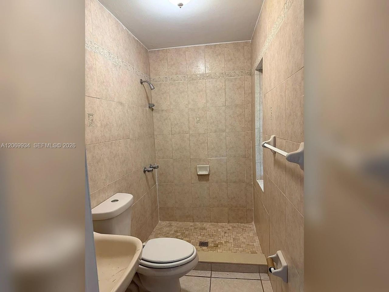 3232 Village Green Dr, Miami, FL 33175 Photo