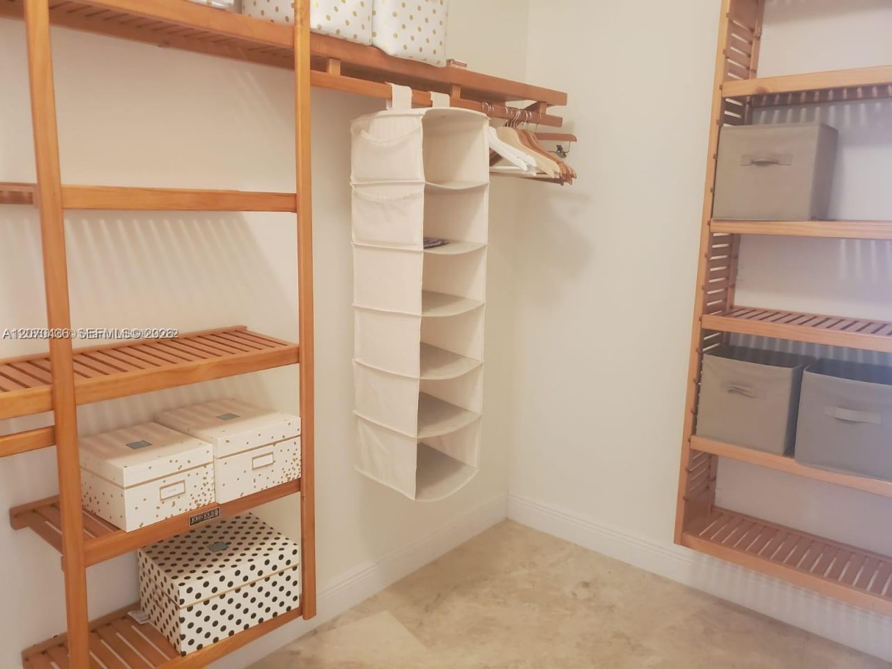 19900 E Country Club Dr , Unit 607, Aventura, FL 33180 Photo