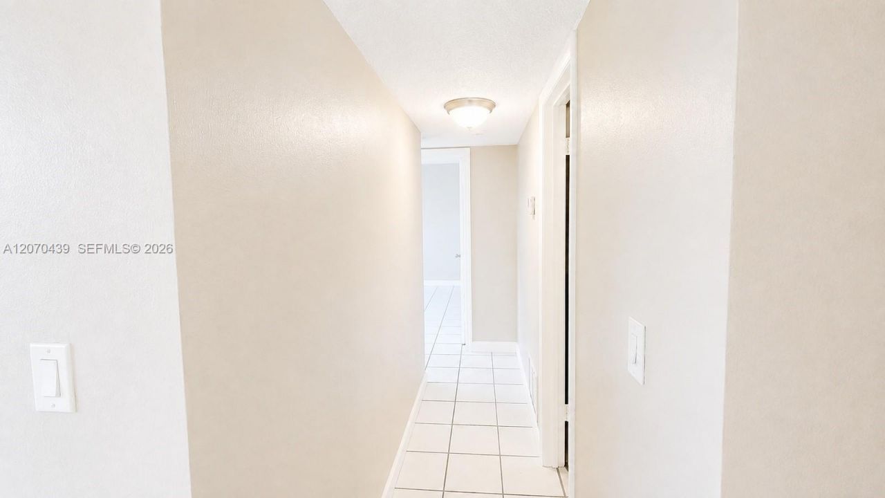 7345 W 4th Ave , Unit 402, Hialeah, FL 33014 Photo