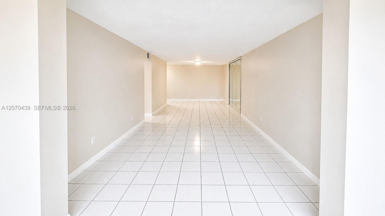 7345 W 4th Ave , Unit 402, Hialeah, FL 33014 Photo