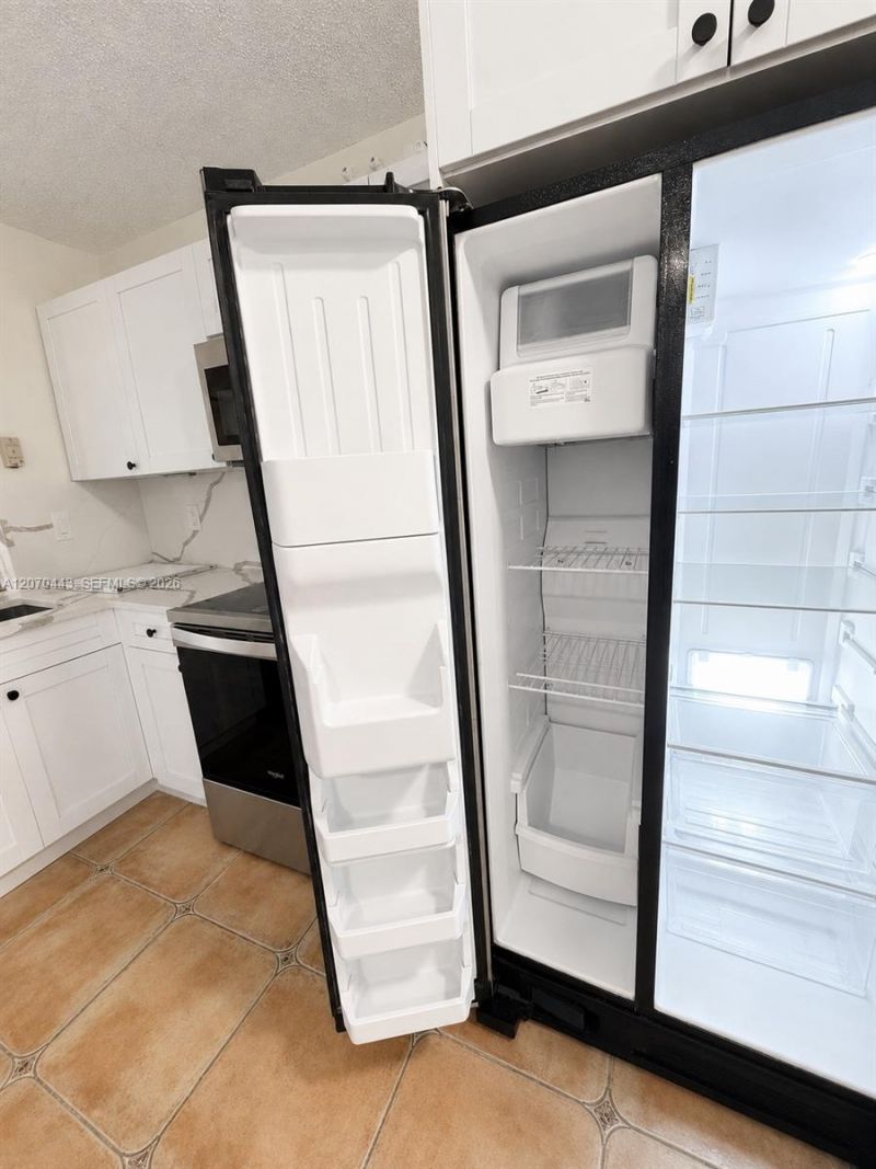 3522 Torremolinos Ave, Unit E-31, Doral, FL 33178 Photo