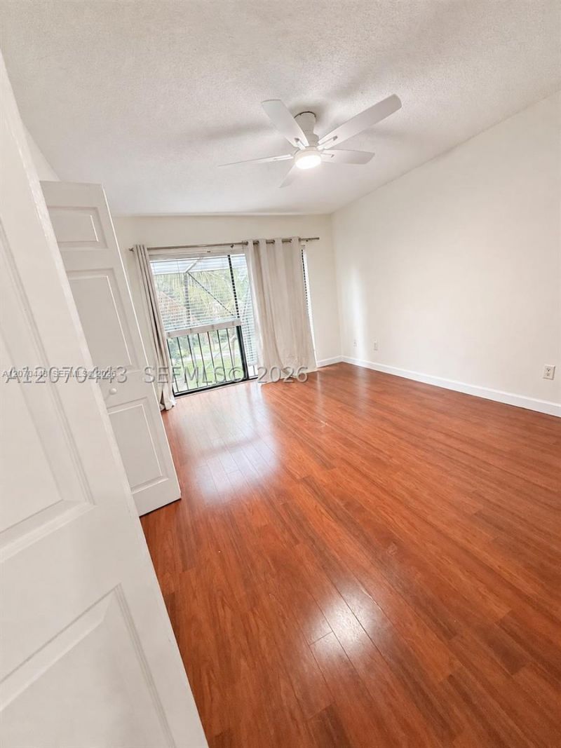 3522 Torremolinos Ave, Unit E-31, Doral, FL 33178 Photo