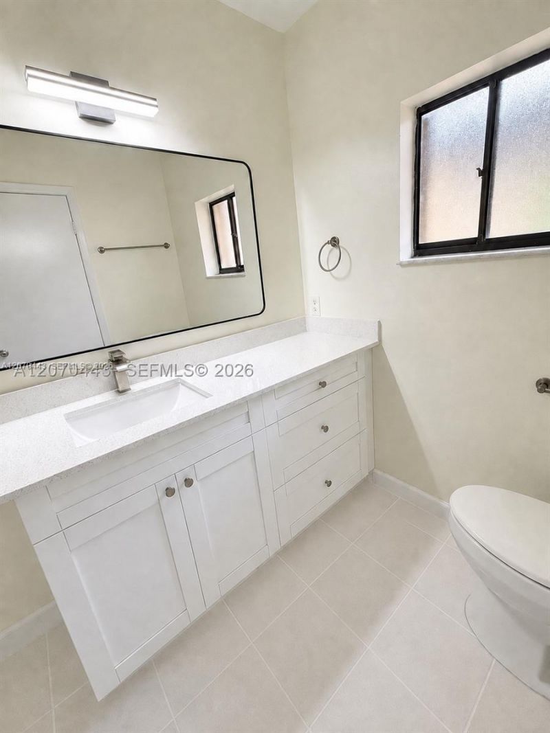 3522 Torremolinos Ave, Unit E-31, Doral, FL 33178 Photo
