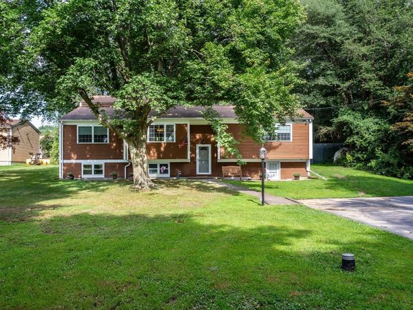 3235 Sharps Lot Rd, Dighton, MA 02715