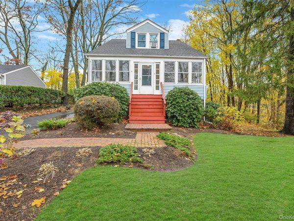 3 Jarvis Court , Huntington, NY 11743