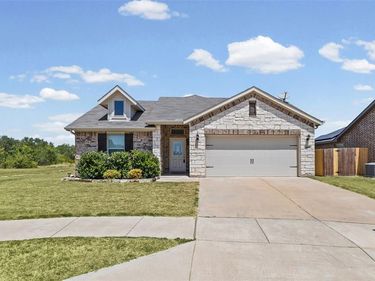 444 Keresley Street, Fort Worth, TX 76036