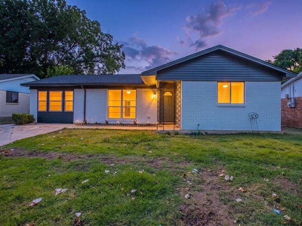 4133 Sherry Lane, Beverly Hills, TX 76711
