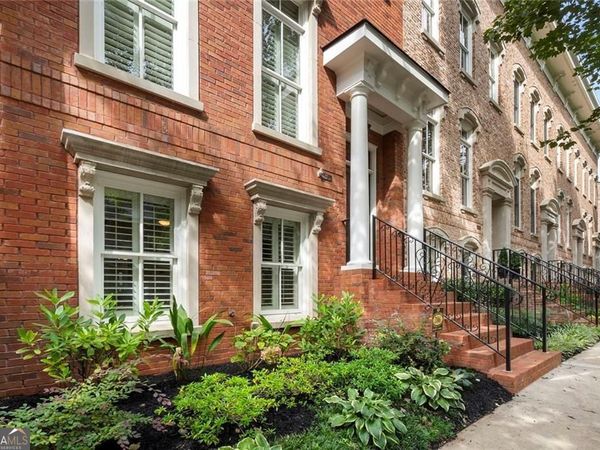 206 Montag Circle NE, Atlanta, GA 30307
