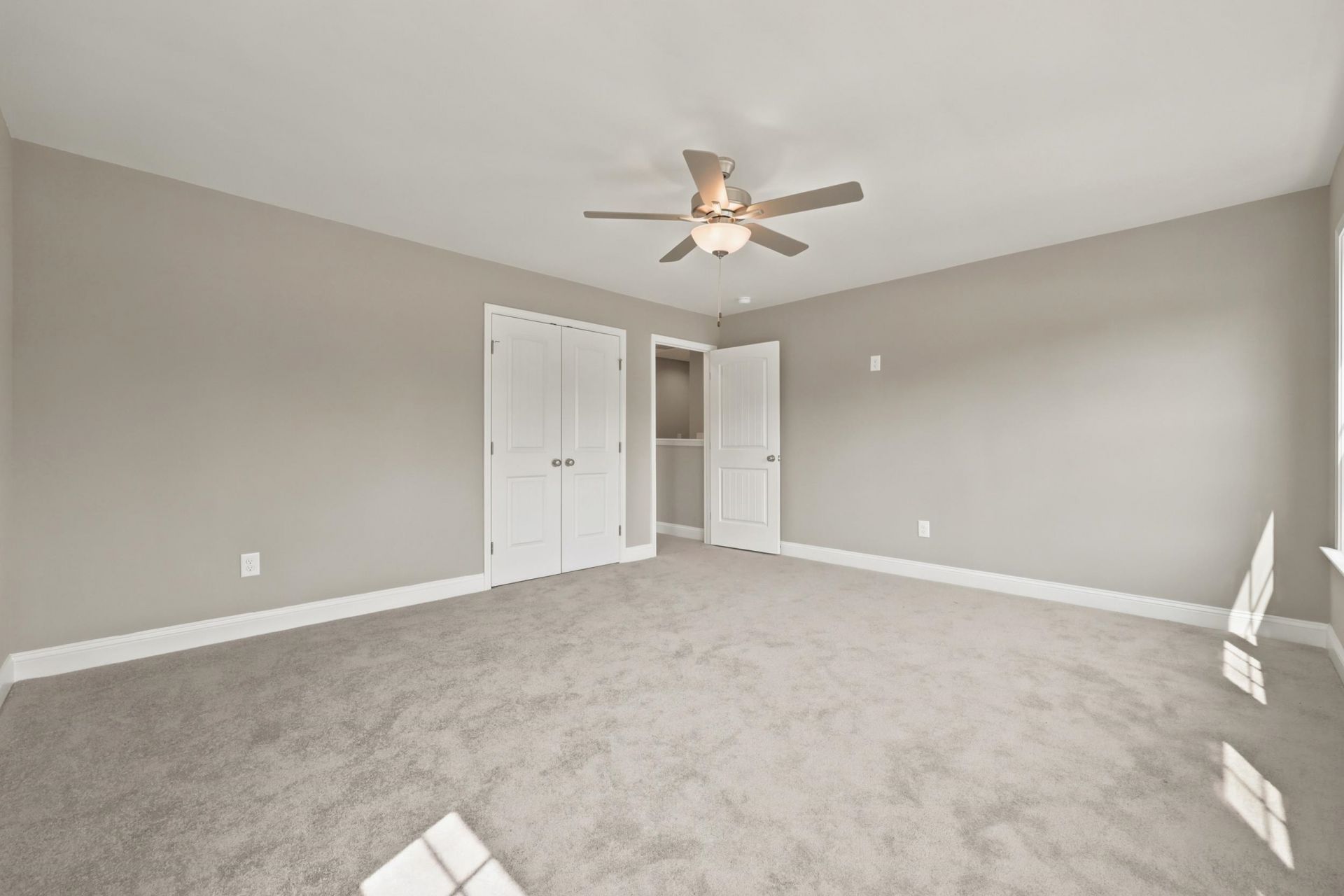 2116 E Highway 9 Business Photo 28
