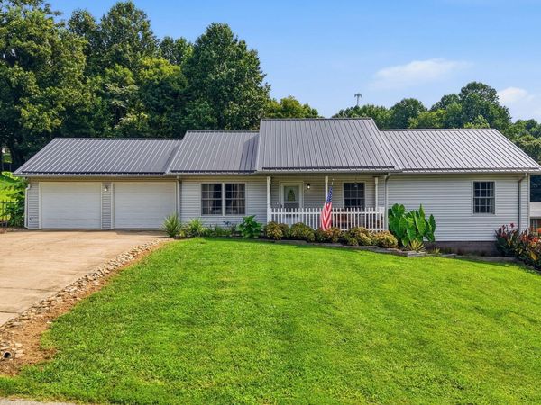 182 Young Road, Johnson City, TN 37604