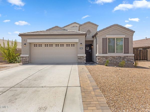 29805 W CLARENDON Avenue, Buckeye, AZ 85396
