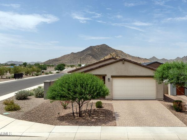 4457 W HUNTER Trail, San Tan Valley, AZ 85144