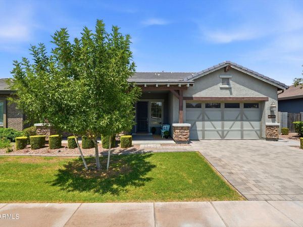 2850 E Spring Wheat Court, Gilbert, AZ 85296