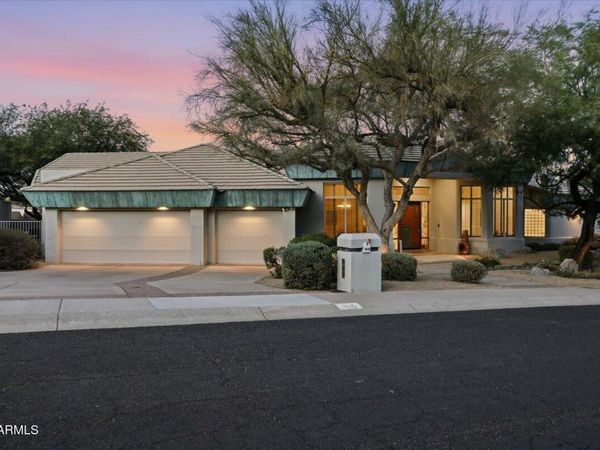 9619 N 23RD Street, Phoenix, AZ 85028