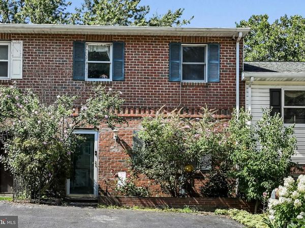 1287 FOX RUN , READING, PA 19606