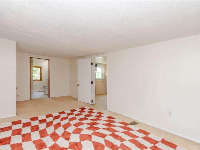 7010 Troy-Frederick Road, Tipp City, OH 45371 Photo 21